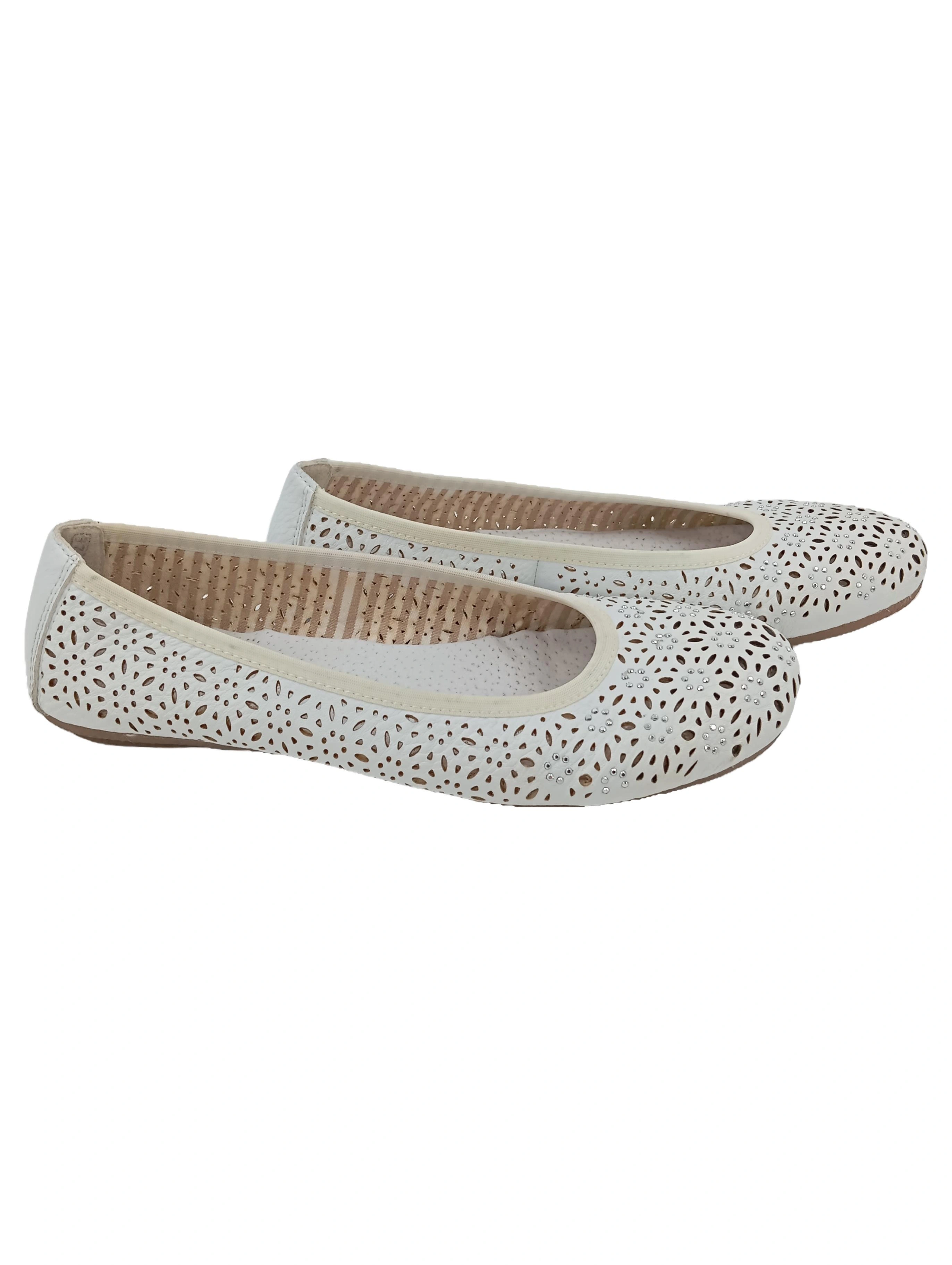 RIEKER Damen Ballerinas Gr. 37 Weiß Lochmuster Slip-On Frühjahr/Sommer 1