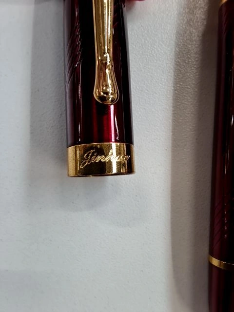 JINHAO X450 Füllfederhalter Rot Goldfeder Klassisch Elegant 7
