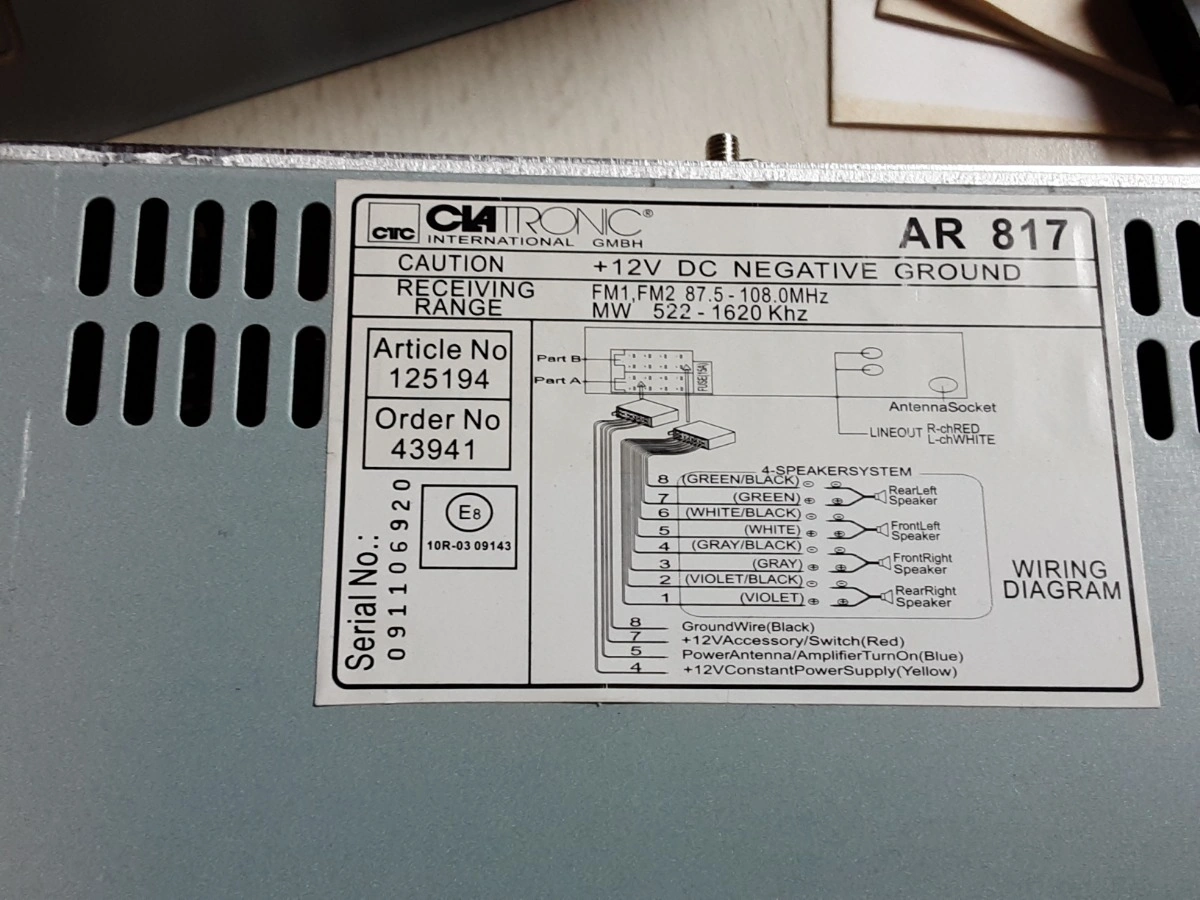 Clatronic AR 817 Autoradio MP3 WMA USB AUX-IN RDS Radio Schwarz 9