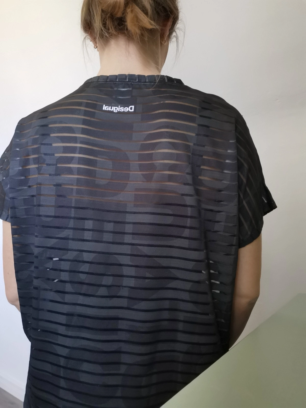 Desigual Damen Sport Shirt Gr. L Grau Transparent Gestreift Fitness 4