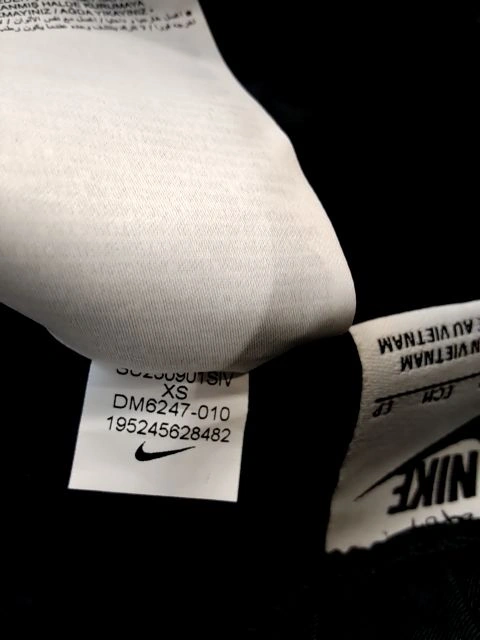 Nike Sportswear Essential Cargo Shorts Damen Schwarz XXS Nylon 6